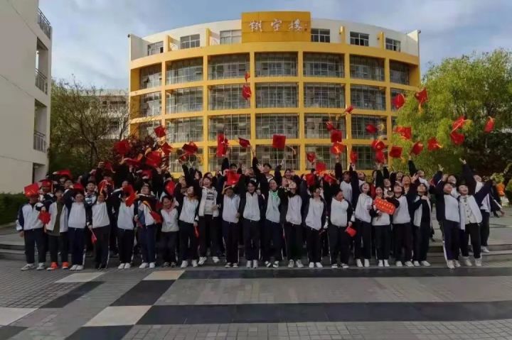 163972743星空彩票手机网址8496.jpg 640.webp (5).jpg